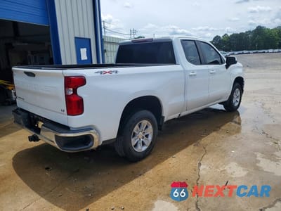 Trzecie zdjęcie samochodu z tyłu: 2021 CHEVROLET SILVERADO K1500 LT VIN:1GCRYDED0MZ307088 - miniatura