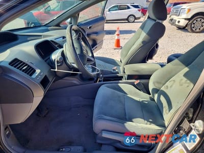 Zdjęcie 7 z 12 samochodu: 2011 HONDA CIVIC LX VIN:19XFA1F54BE012095 - miniatura