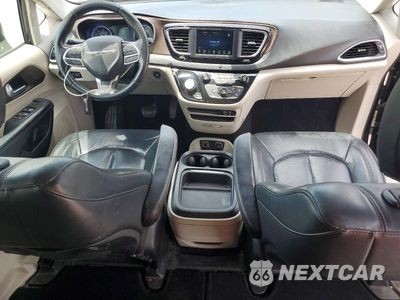 Zdjęcie 8 z 14 samochodu: 2018 CHRYSLER PACIFICA TOURING L VIN:2C4RC1BG8JR149360 - miniatura