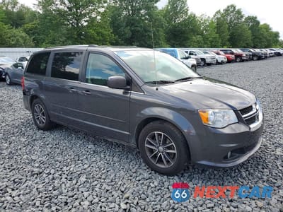 Czwarte zdjęcie samochodu z boku: 2017 DODGE GRAND CARAVAN SXT VIN:2C4RDGCG2HR624963 - miniatura