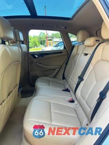 Zdjęcie 8 z 15 samochodu: 2015 PORSCHE MACAN S VIN:WP1AB2A56FLB51631 - miniatura