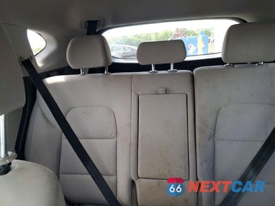 Zdjęcie 10 z 13 samochodu: 2019 HYUNDAI TUCSON VALUE VIN:KM8J3CA45KU845349 - miniatura