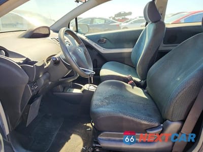 Zdjęcie 7 z 12 samochodu: 2008 TOYOTA YARIS BASE VIN:JTDJT923085156352 - miniatura