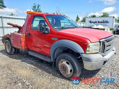 Czwarte zdjęcie samochodu z boku: 2006 FORD F550 SUPER DUTY VIN:1FDAF57P96EA68999 - miniatura