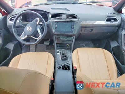 Zdjęcie 8 z 13 samochodu: 2023 VOLKSWAGEN TIGUAN SE VIN:3VVNB7AX8PM066339 - miniatura