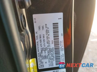Zdjęcie 12 z 12 samochodu: 2018 TOYOTA TUNDRA CREWMAX SR5 VIN:5TFDW5F19JX724842 - miniatura