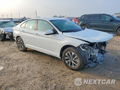 Czwarte zdjęcie samochodu z boku: 2026 VOLKSWAGEN JETTA S VIN:3VW5W7BU2TM022190 - miniatura