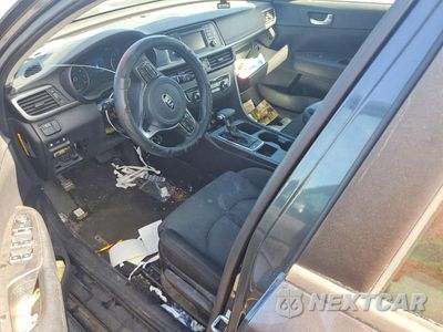 Zdjęcie 8 z 12 samochodu: 2017 KIA OPTIMA LX VIN:5XXGT4L38HG147132 - miniatura