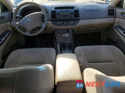 Zdjęcie 8 z 13 samochodu: 2005 TOYOTA CAMRY LE VIN:4T1BE32KX5U435274 - miniatura