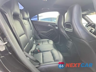 Zdjęcie 10 z 12 samochodu: 2015 MERCEDES-BENZ CLA 250 VIN:WDDSJ4EB4FN171097 - miniatura