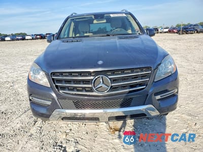 Piąte zdjęcie samochodu w środku: 2013 MERCEDES-BENZ ML 350 VIN:4JGDA5JBXDA146980 - miniatura