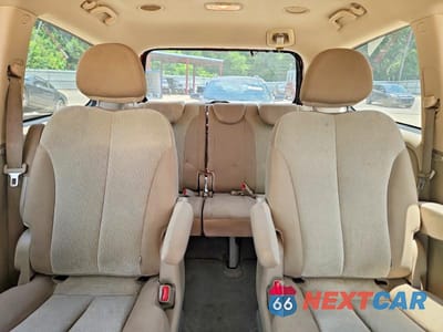 Zdjęcie 10 z 13 samochodu: 2012 KIA SEDONA EX 4D WAGON VIN:KNDMG4C71C6439304 - miniatura