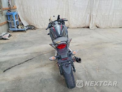 Czwarte zdjęcie samochodu z boku: 2022 HONDA CBR300 R VIN:MLHNC5108N5800013 - miniatura