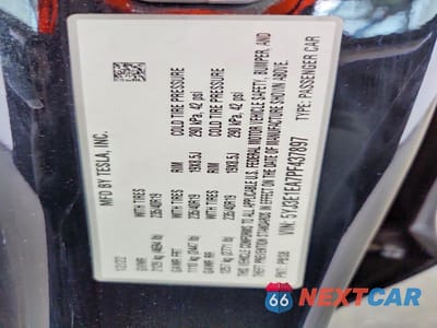 Zdjęcie 12 z 12 samochodu: 2023 TESLA MODEL 3 VIN:5YJ3E1EA7PF437897 - miniatura
