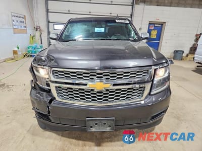 Piąte zdjęcie samochodu w środku: 2016 CHEVROLET TAHOE K1500 LS VIN:1GNSKAKC4GR258941 - miniatura