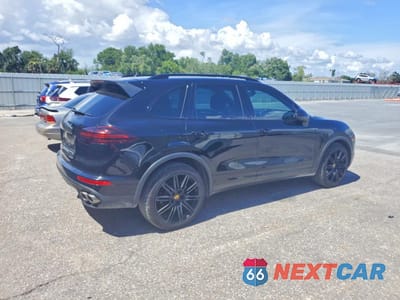 Trzecie zdjęcie samochodu z tyłu: 2015 PORSCHE CAYENNE S VIN:WP1AB2A27FLA60597 - miniatura