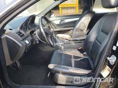 Zdjęcie 7 z 13 samochodu: 2011 MERCEDES-BENZ C 300 VIN:WDDGF5EB0BR155429 - miniatura