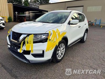 Drugie zdjęcie samochodu z przodu: 2017 NISSAN ROGUE S VIN:KNMAT2MV1HP566166 - miniatura