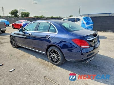 Drugie zdjęcie samochodu z przodu: 2019 MERCEDES-BENZ C 300 VIN:55SWF8DB1KU308350 - miniatura