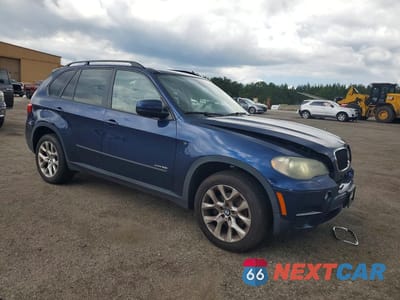 Czwarte zdjęcie samochodu z boku: 2011 BMW X5 XDRIVE35I VIN:5UXZV4C5XBL415642 - miniatura