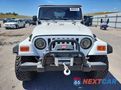 Piąte zdjęcie samochodu w środku: 2004 JEEP WRANGLER X VIN:1J4FA39S94P700586 - miniatura