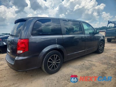 Trzecie zdjęcie samochodu z tyłu: 2018 DODGE GRAND CARAVAN SE VIN:2C4RDGBG3JR134829 - miniatura