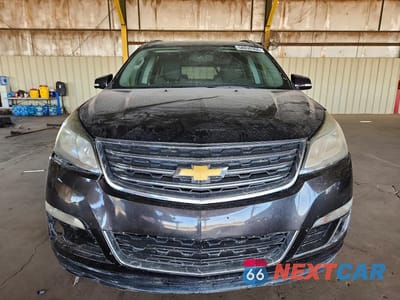 Piąte zdjęcie samochodu w środku: 2017 CHEVROLET TRAVERSE LT VIN:1GNKVGKD9HJ264107 - miniatura