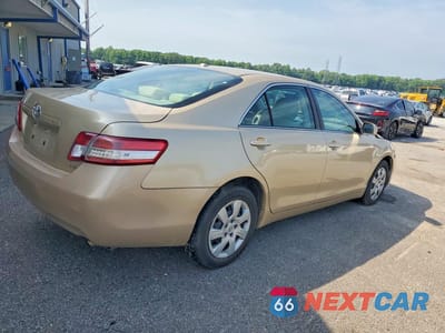 Trzecie zdjęcie samochodu z tyłu: 2011 TOYOTA CAMRY VIN:4T1BF3EK4BU140384 - miniatura