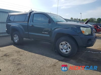 Czwarte zdjęcie samochodu z boku: 2010 TOYOTA TACOMA BASE VIN:5TEPX4EN7AZ733329 - miniatura