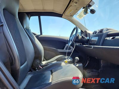 Zdjęcie 10 z 13 samochodu: 2008 SMART FORTWO PASSION VIN:WMEEK31X58K142858 - miniatura