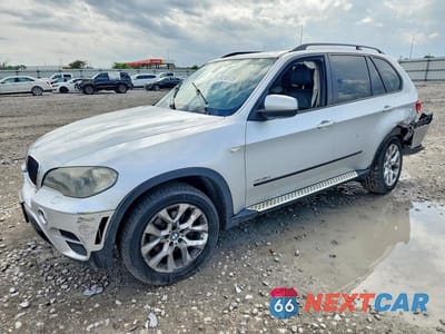 2011 BMW X5 XDRIVE35I 5UXZV4C57BL411810 - główne zdjęcie licytacji z USA - miniatura