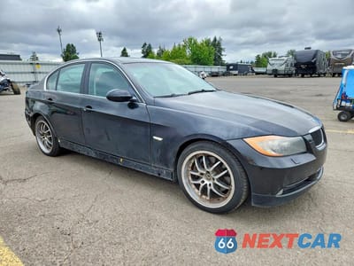 Czwarte zdjęcie samochodu z boku: 2006 BMW 330XI VIN:WBAVD33546KV65252 - miniatura