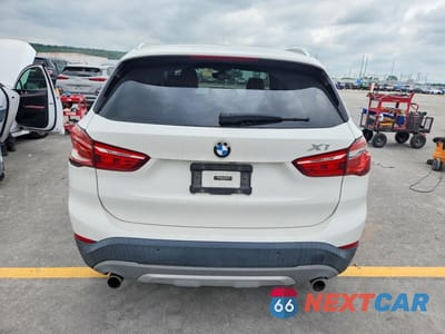 Zdjęcie 6 z 12 samochodu: 2018 BMW X1 SDRIVE28I VIN:WBXHT3C33J5K21133 - miniatura