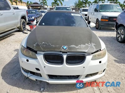 Piąte zdjęcie samochodu w środku: 2009 BMW 335 I VIN:WBAWB73529P044622 - miniatura