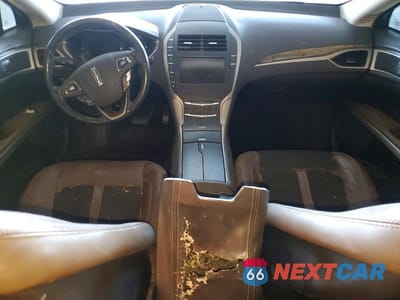 Zdjęcie 8 z 12 samochodu: 2013 LINCOLN MKZ VIN:3LN6L2G92DR826416 - miniatura