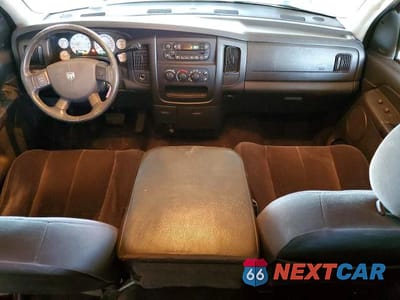 Zdjęcie 8 z 12 samochodu: 2004 DODGE RAM 1500 ST VIN:1D7HA18D04J286581 - miniatura