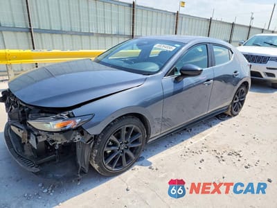 2024 MAZDA 3 PREFERRED JM1BPBLM6R1704256 - główne zdjęcie licytacji z USA - miniatura