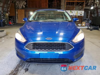 Piąte zdjęcie samochodu w środku: 2018 FORD FOCUS SE VIN:1FADP3K21JL298061 - miniatura