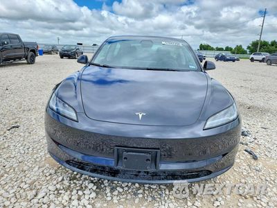 Piąte zdjęcie samochodu w środku: 2024 TESLA MODEL 3 VIN:5YJ3E1EA5RF836293 - miniatura