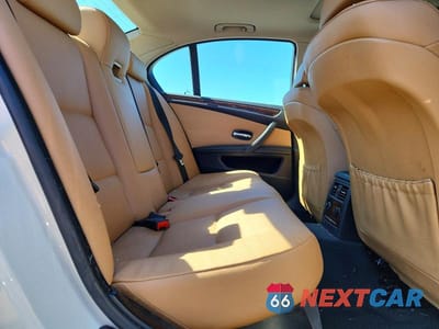 Zdjęcie 10 z 12 samochodu: 2010 BMW 528 XI VIN:WBANV1C51AC445915 - miniatura