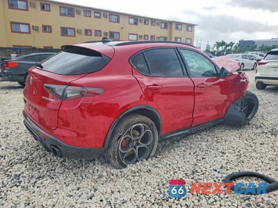 Trzecie zdjęcie samochodu z tyłu: 2025 ALFA ROMEO STELVIO BASE/SPRINT/INTENSA VIN:ZASPAKANXS7D95498 - miniatura