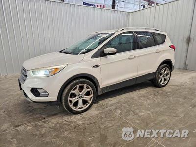 2019 FORD ESCAPE TITANIUM 1FMCU9J92KUA56337 - główne zdjęcie licytacji z USA - miniatura