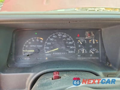 Zdjęcie 9 z 12 samochodu: 1996 GMC SIERRA K1500 VIN:2GTEK19R7T1500138 - miniatura