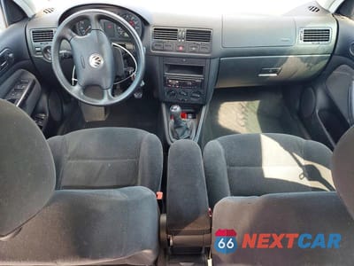 Zdjęcie 8 z 12 samochodu: 2001 VOLKSWAGEN JETTA GLS VIN:3VWSB69M61M109621 - miniatura