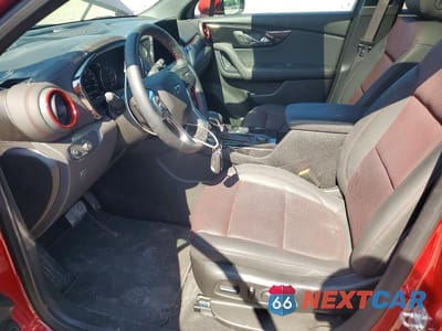 Zdjęcie 7 z 13 samochodu: 2025 CHEVROLET BLAZER RS VIN:3GNKBKRS7SS271207 - miniatura