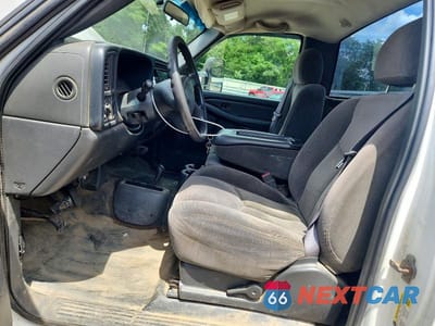 Zdjęcie 7 z 13 samochodu: 2006 CHEVROLET SILVERADO K2500 HEAVY DUTY VIN:1GCHK24U26E147101 - miniatura