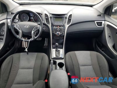 Zdjęcie 8 z 12 samochodu: 2013 HYUNDAI ELANTRA GT BASE VIN:KMHD35LE4DU129625 - miniatura