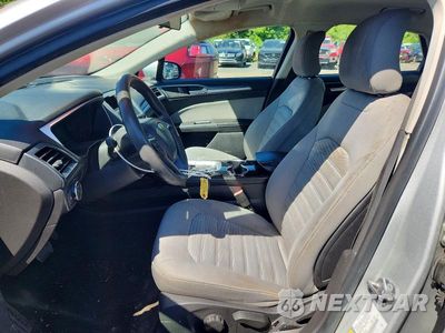 Zdjęcie 7 z 12 samochodu: 2016 FORD FUSION S VIN:3FA6P0G70GR323537 - miniatura