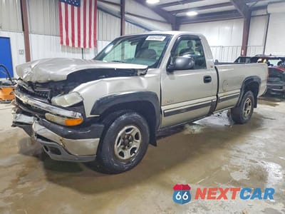 2000 CHEVROLET SILVERADO K1500 1GCEK14V6YE284079 - główne zdjęcie licytacji z USA - miniatura