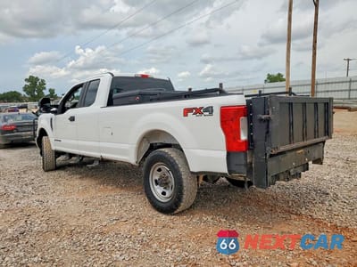 Drugie zdjęcie samochodu z przodu: 2018 FORD F350 SUPER DUTY VIN:1FT8X3BT5JEC12484 - miniatura